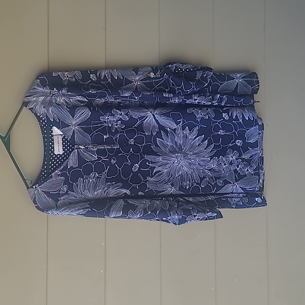 Blue and white floral tunic
